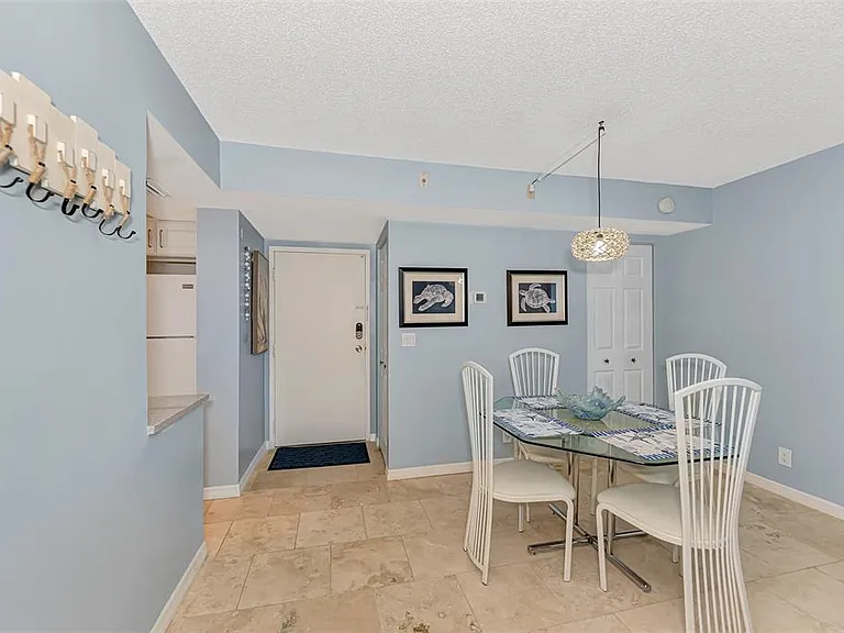 5855 Midnight Pass Rd #426 — Photo 11