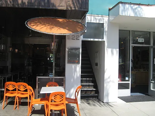 916-922 Orange Ave.