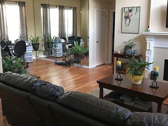 5th image of 4806 Ashworth Ct