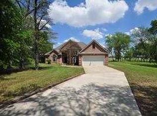 10 Eagle Point N, Azle, TX 76020