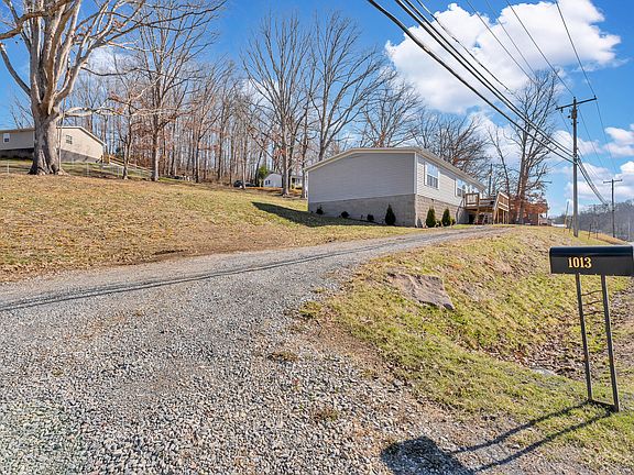 2nd image of 1013 Arbuckle Rd