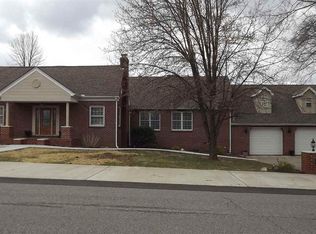 928 Diedrich Dr, Flatwoods, KY 41139