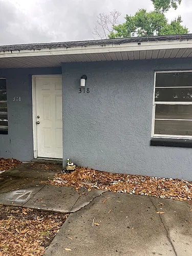 318 E Phoenix St Photo 1