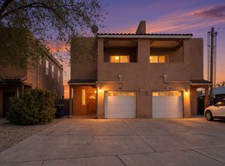 914 Bellamah Ave NW, Albuquerque, NM 87104