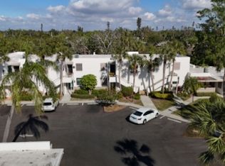 418 Spring Lakes Blvd, Bradenton, FL 34210