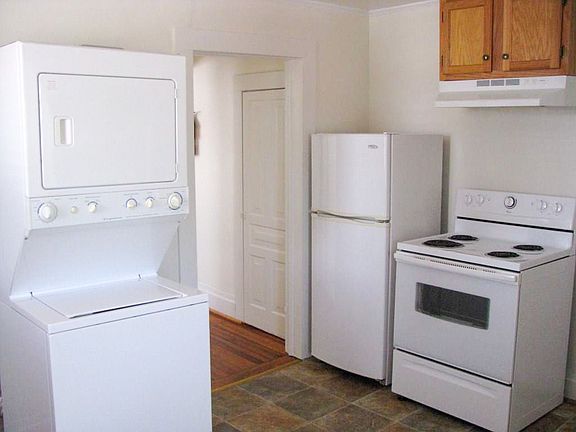 3rd image of 130 N Spruce St #210