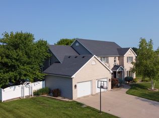 1817 Creve Coeur St, La Salle, IL 61301