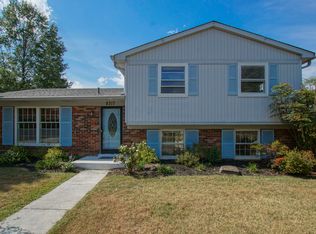 8317 Huntsman Trl, Louisville, KY 40291