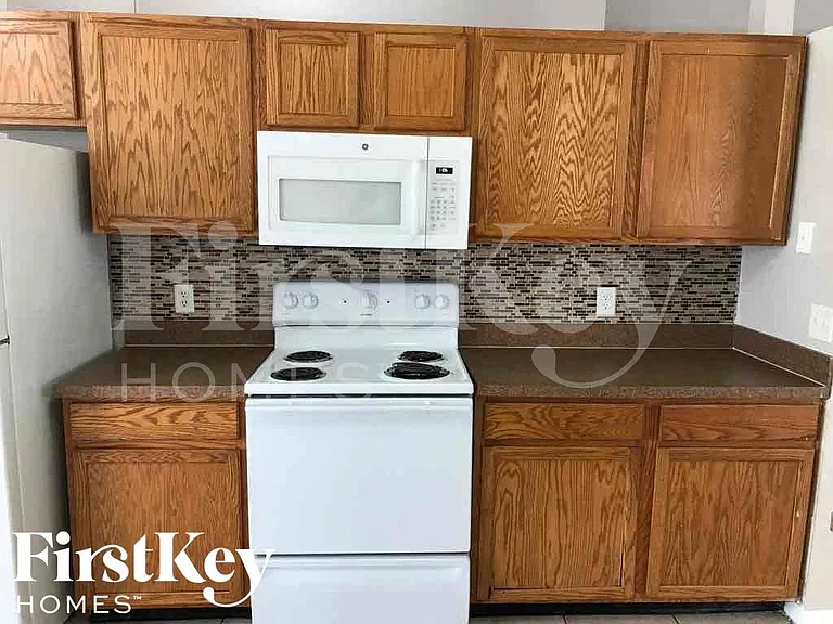 6505 Viewpoint Ct — Photo 7