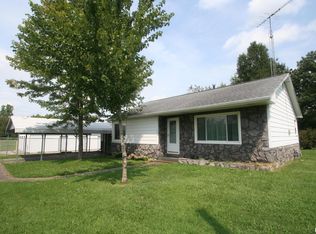 120 Woodlawn Ave, Carmi, IL 62821