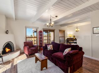 2945 Plaza Azul, Santa Fe, NM 87507