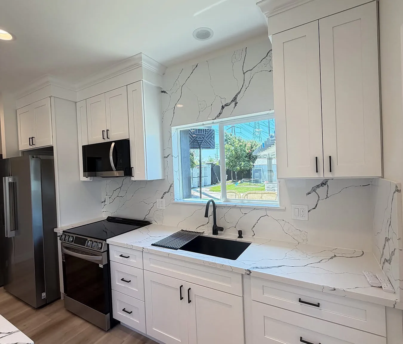 8658 Holly Way — Photo 3