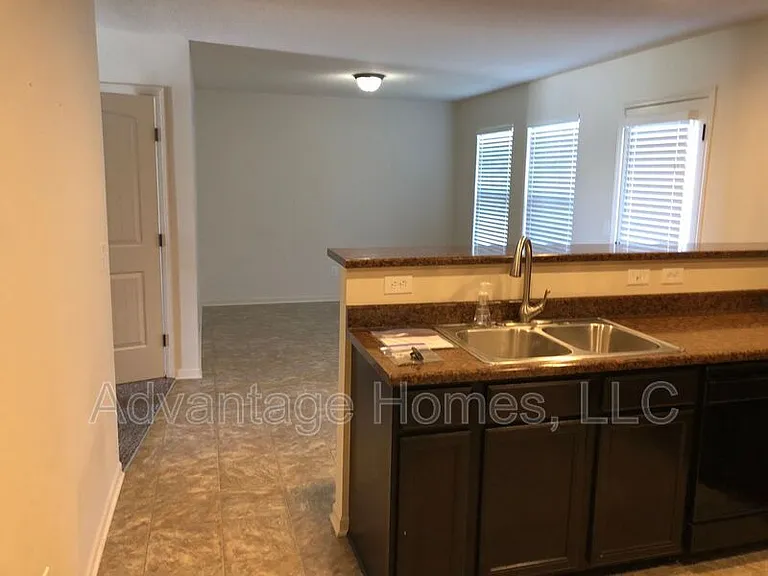 14259 Oakland Ct — Photo 17