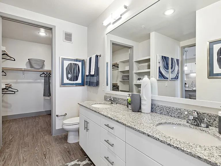 Ironcrest Apartments — Photo 12