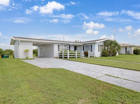 2219 Beacon Dr, Pt Charlotte, FL 33952