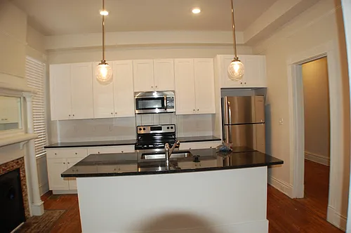 11-19 S Allen Ave #2018-2022-& Photo 1