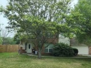 12311 E River Run Dr, Mont Belvieu, TX 77523