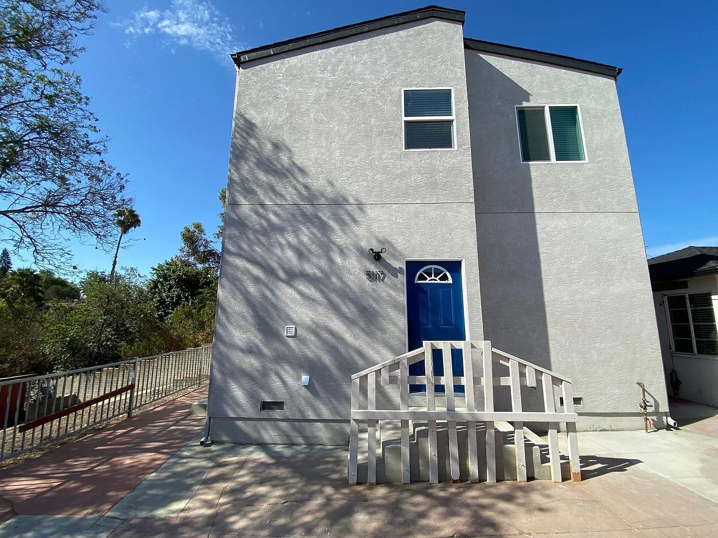 4bd/2ba, Huge Yard! — Photo 3