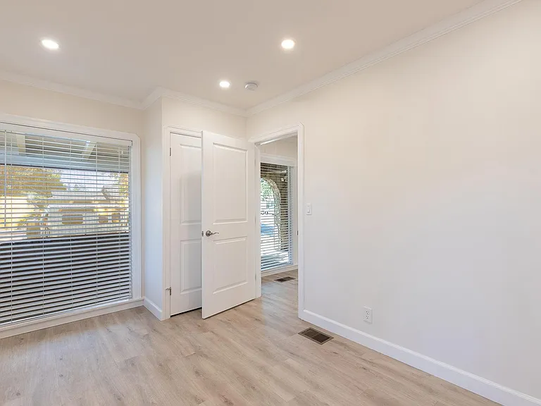 1032 Pueblo Ave — Photo 16