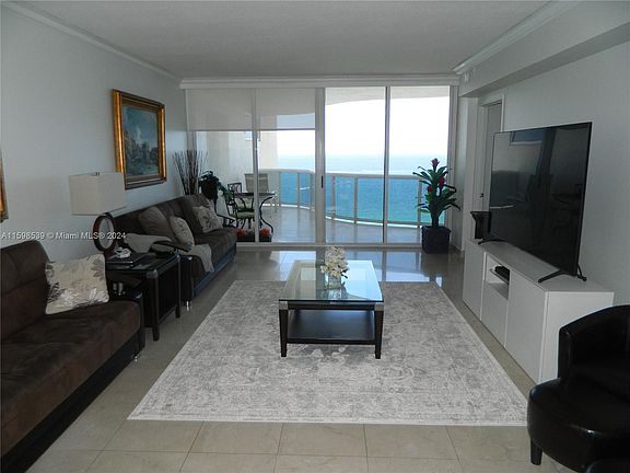2nd image of 17555 Collins Ave #10904