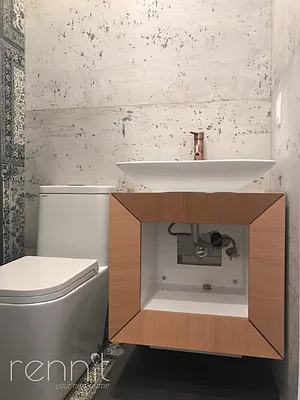 Rented by Rennit Inc. | media 40