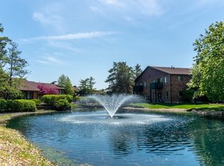 Arbor Lakes, Arlington Heights, IL 60004