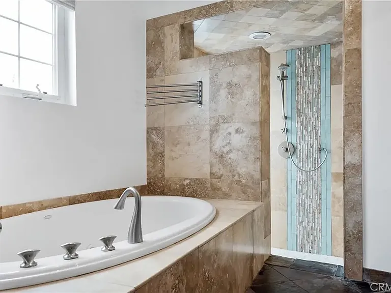 3316 Crest Dr — Photo 38