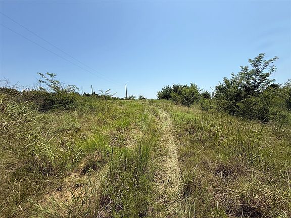 2nd image of 2781 County Road 4581