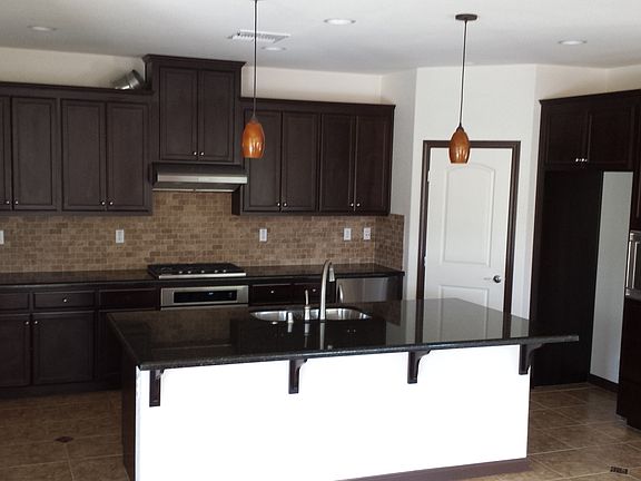 2nd image of 696 N San Marcos Dr
