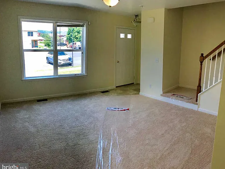 516 Dakemich Ct — Photo 8