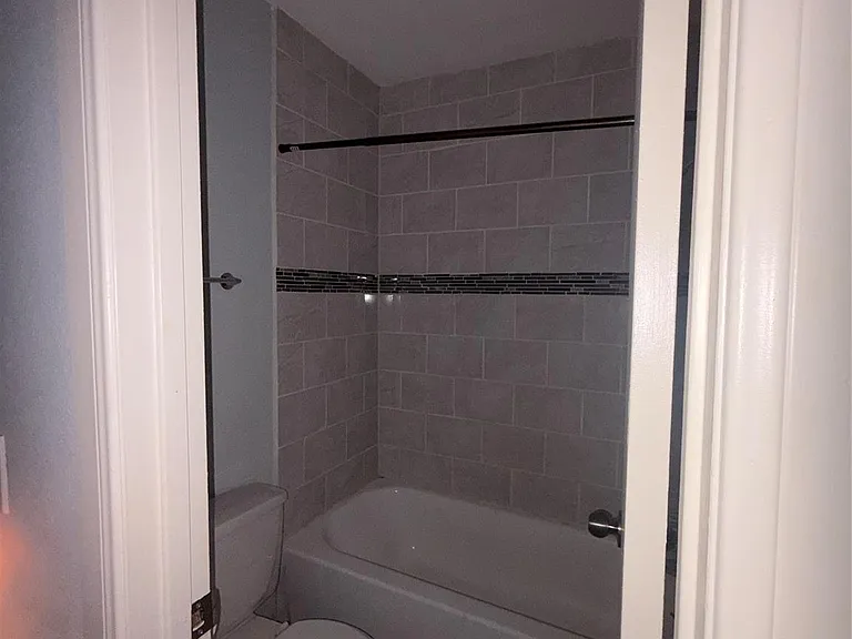 4626 Bell St #6 — Photo 9
