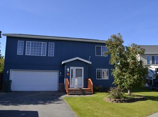 7402 White Hawk Dr, Anchorage, AK 99507