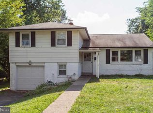 42 Hilldale Rd, Cheltenham, PA 19012