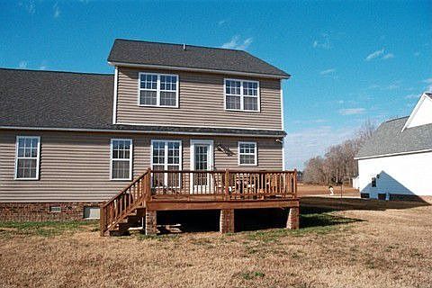 Exterior rear with deck