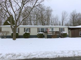 80 Millstream Ct, Clark Mills, NY 13321