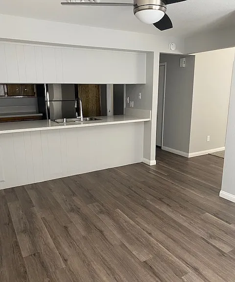 Laurelwood West Villas — Photo 57