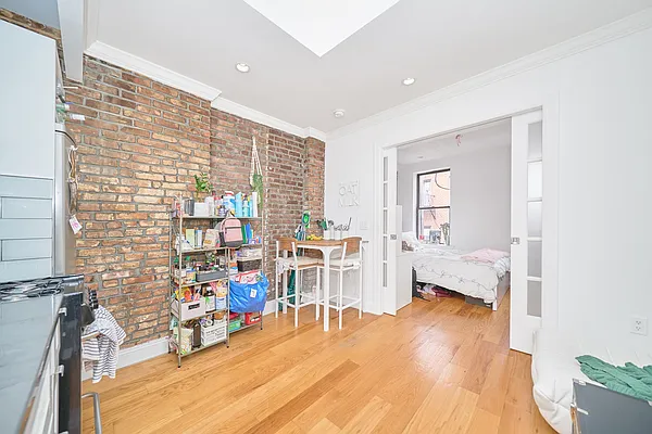 Rented by Living New York | media 7