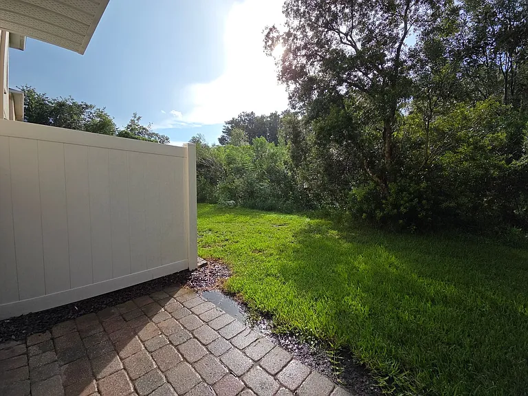 16661 Cedar Crest Dr — Photo 13