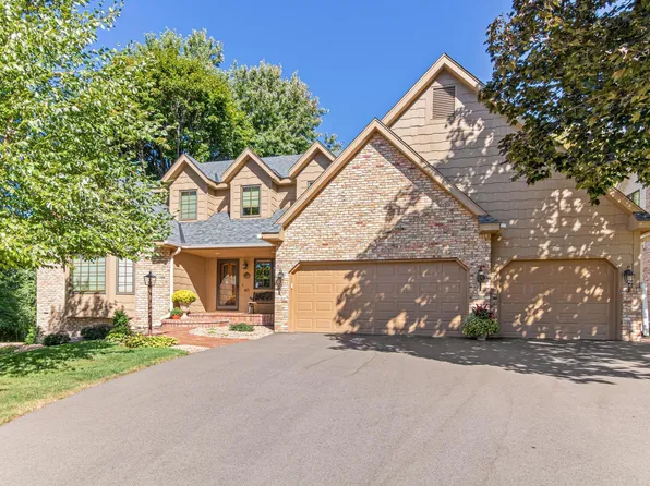 40 Marcin Hl, Burnsville, MN 55337