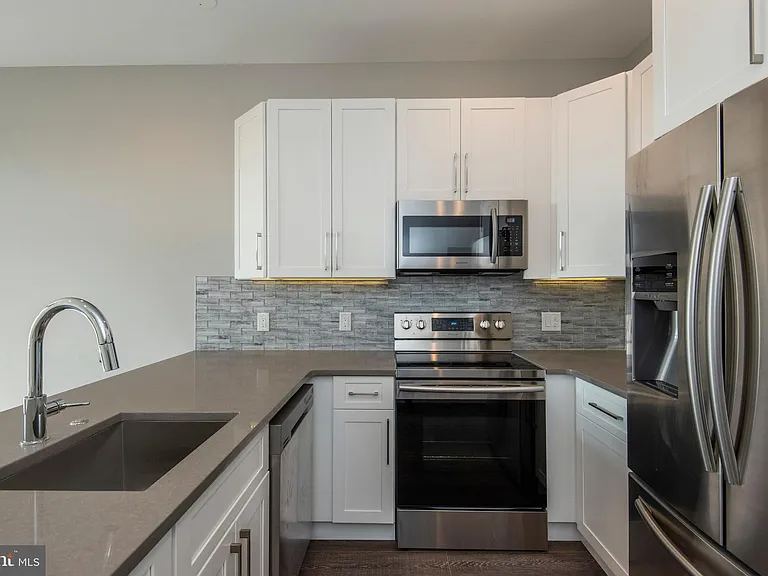 1340 S 13th St #3G — Photo 8