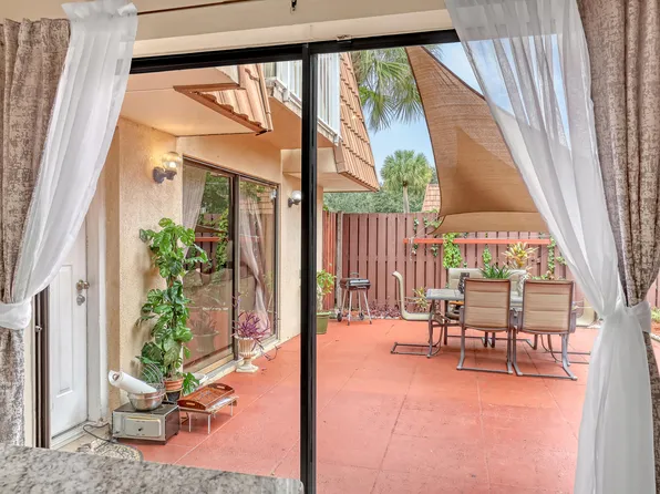 728 Mill Valley Place #728, West Palm Beach, FL 33409