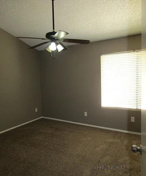 2035 S Elm St #204 — Photo 6