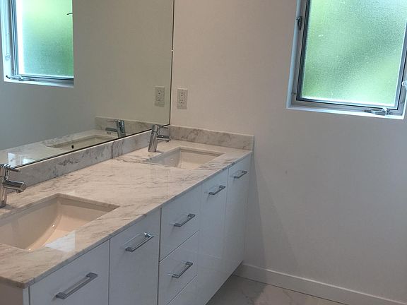3rd image of 9152 Alden Dr #2e0d3a9cd