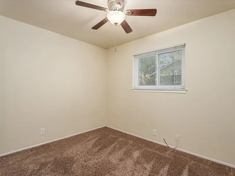 2732 San Jose Way — Photo 23