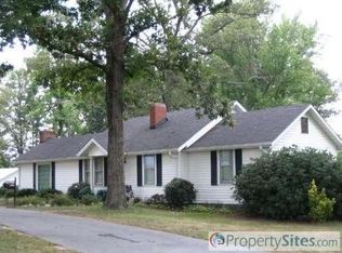 531 Dunklin Bridge Rd, Pelzer, SC 29669