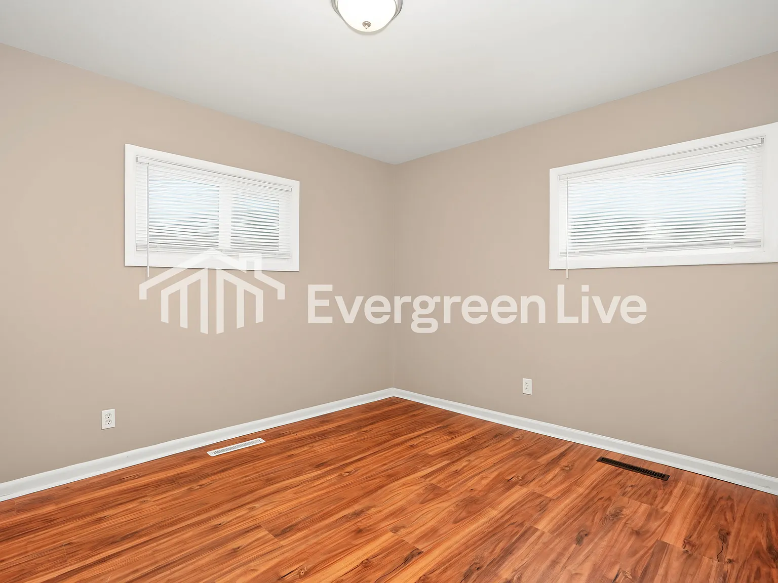 2 bed, 1.0 bath, 800 sqft, $1,195 — Photo 4