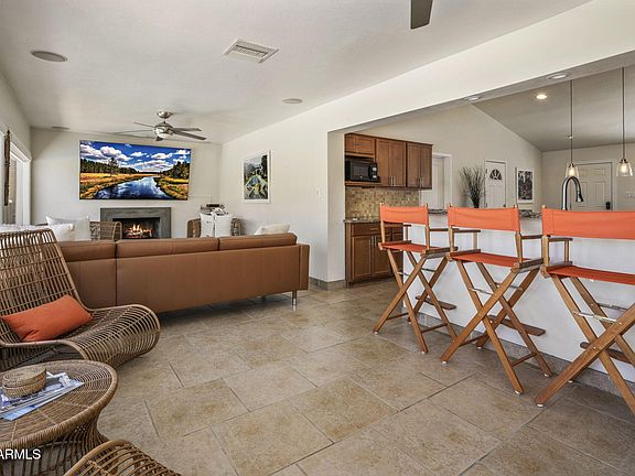 4th image of 4312 E SELLS Drive