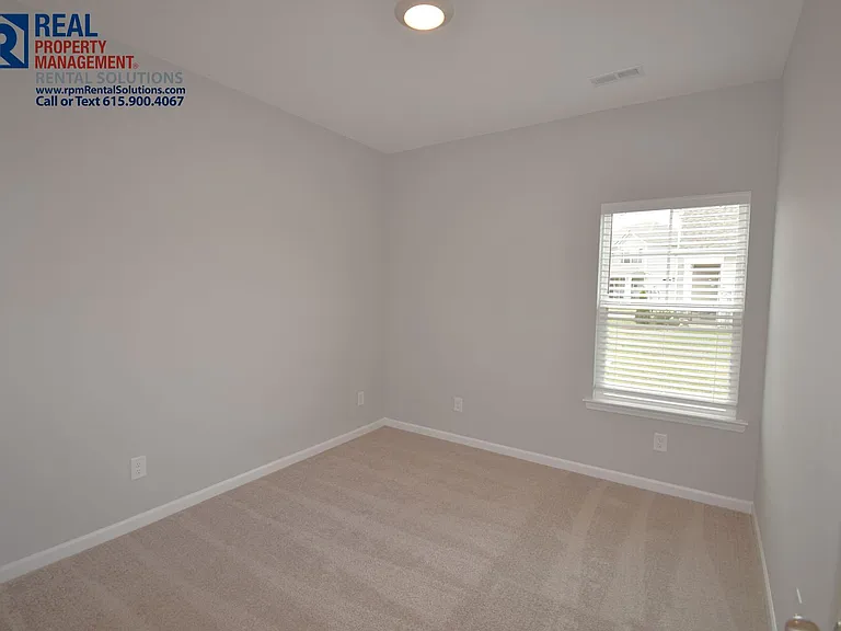 1142 Bluecreek Cir — Photo 15