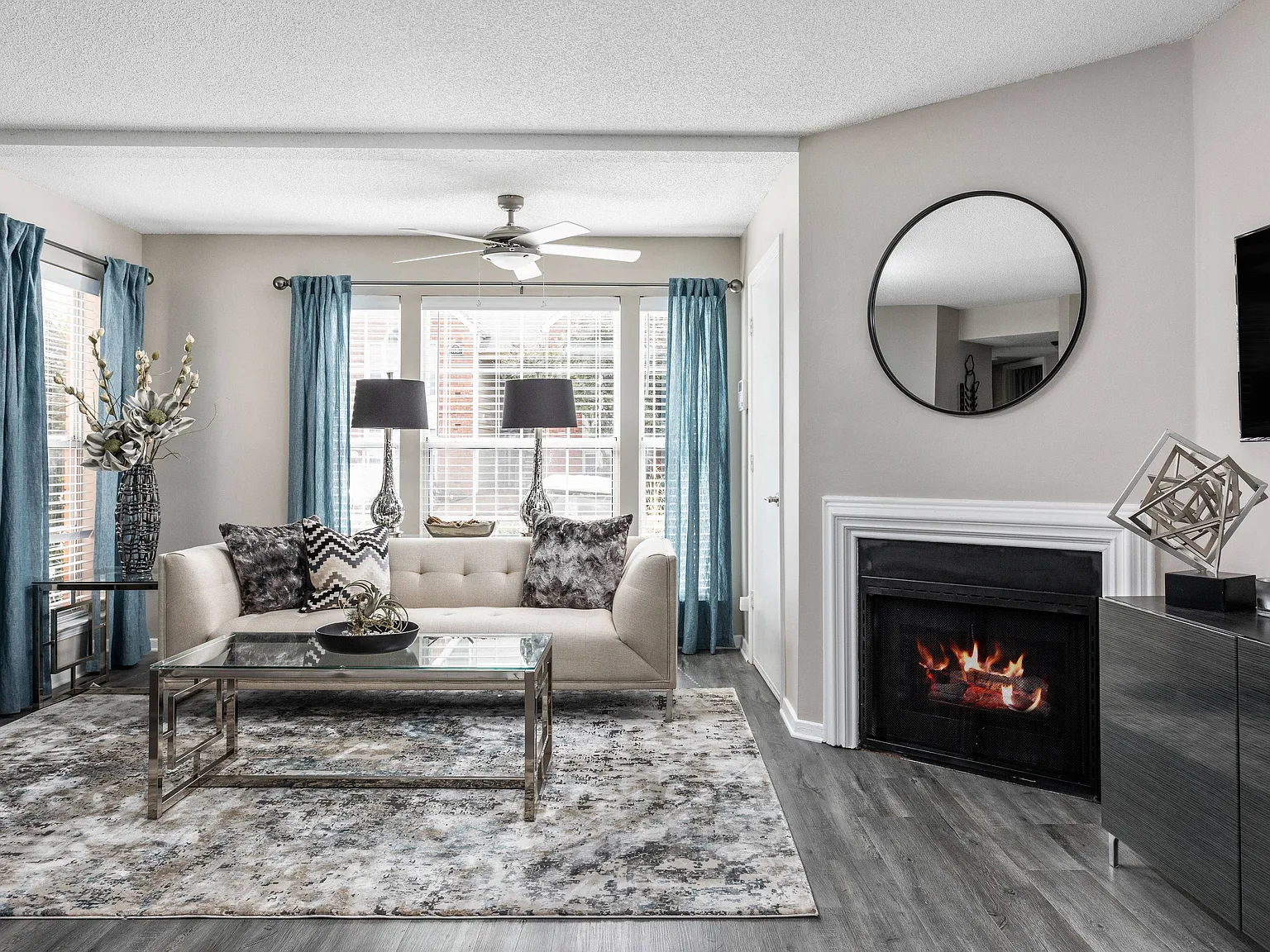 Stonebridge Crossing Apartments — Photo 2