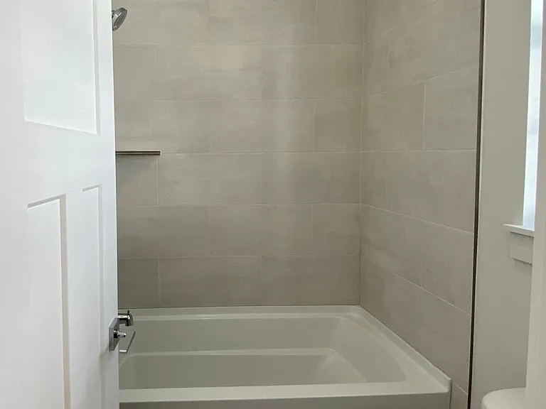 1604 Wyatt Earp Ct — Photo 32